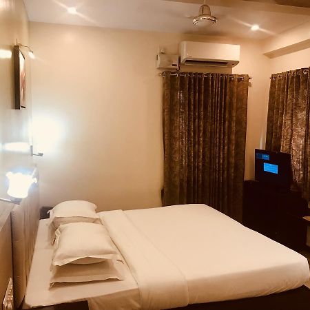 Hotel Malabar Regency Mangalore Bagian luar foto